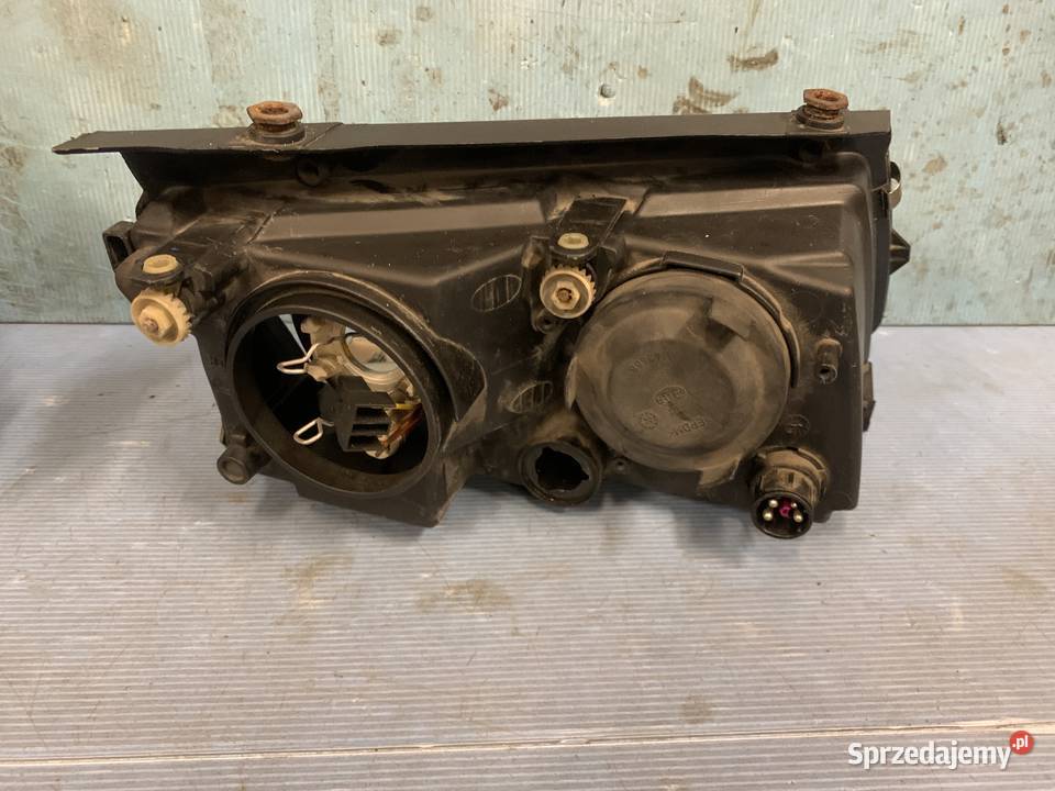 VW Passat B5 lampy przód hella lewa prawa sprzedam