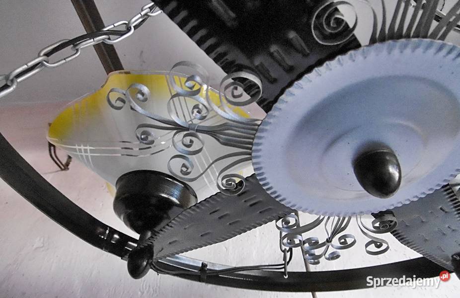 Lampa sufitowa żyrandol 4 x E 27 z PRL Pozostałe wielkopolskie