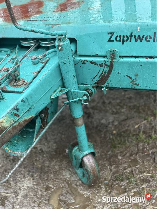Przyczepa samozbierająca samozbierające zbierak Słopnice