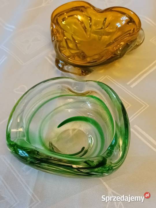 Komplet ładnych popielniczek Porcelana i szkło Antyki, Sztuka, Kolekcje Gliwice