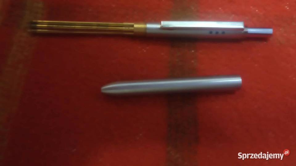 Stary bsolidny długopis 4 kolorowy BASFunikat Szczebrzeszyn