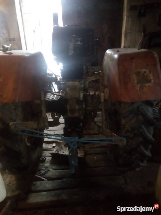 Sprzedam c330 uszkodzony silnik Biskupiec