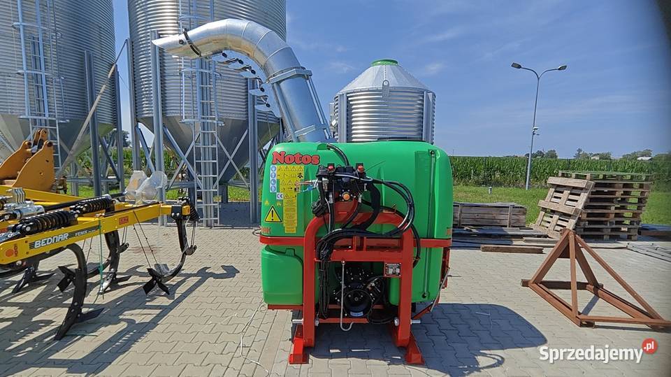 Opryskiwacz Krukowiak NOTOS 1000lit typ canon Rząśno