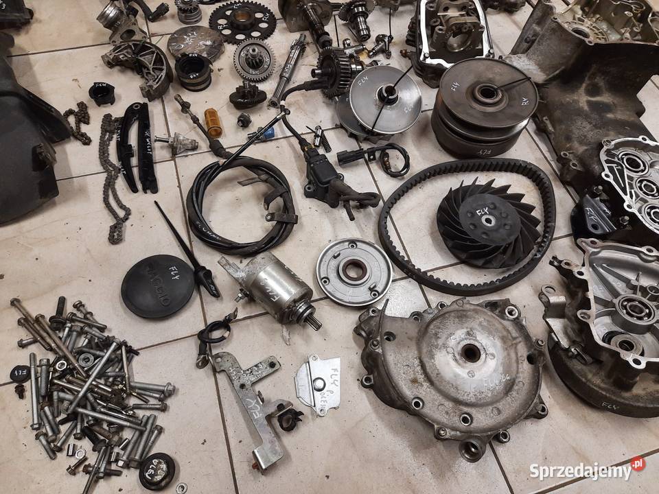 Piaggio FLY 3V silnik części Wał koło cylinder dolnośląskie Jelenia Góra