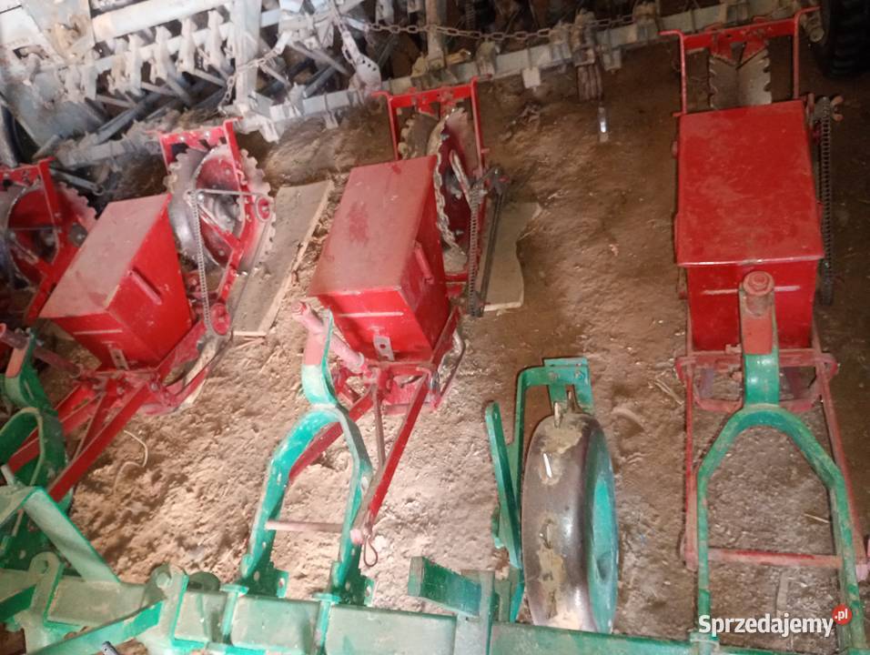 Siewnik do kukurydzy 4 rzędowy mechaniczny Tuchla