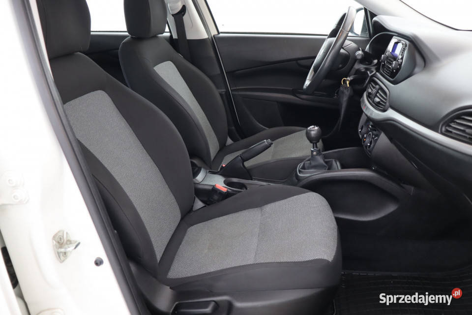 Fiat Tipo 14 16V światła przeciwmgielne Zabrze