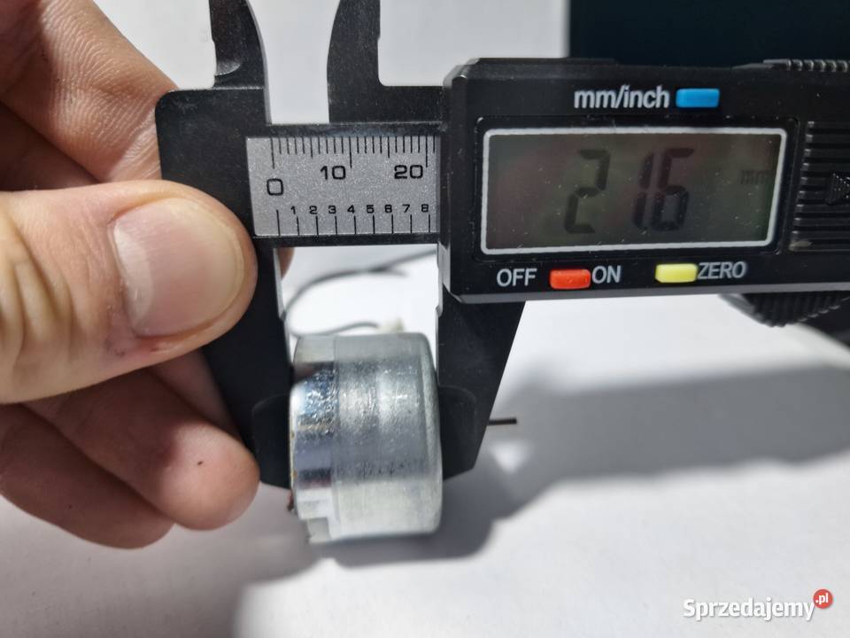 Silnik silniczek do magnetofonu ZB3 104 Międzychód