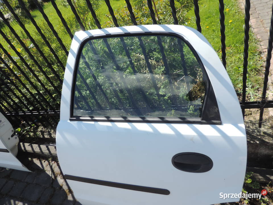 DRZWI LEWY TYŁ OPEL CORSA C 5D Drzwi Nowy Sącz