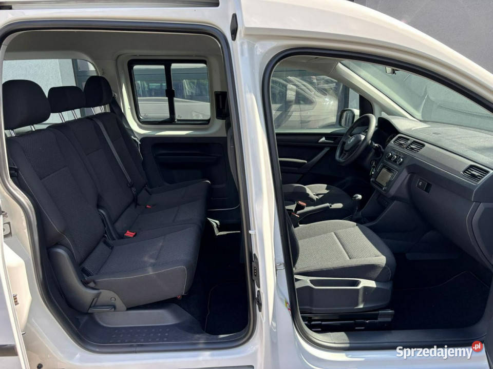 Volkswagen Caddy 20 TDI Maxi 2020r Pfron Rampa Majdan Sieniawski