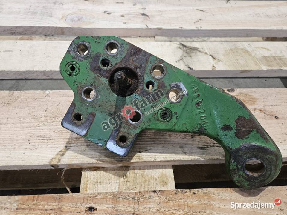 Uchwyt sworznia LH John Deere 4650 4850 Byków sprzedam
