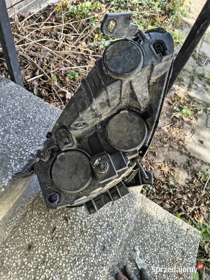 Lampa przednia Fiat Doblo sprzedam