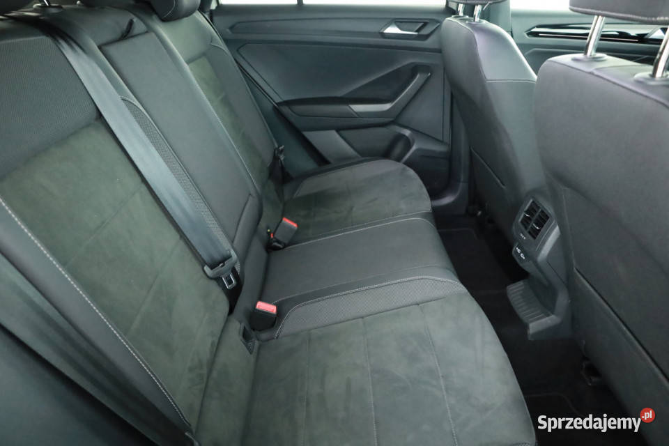 VW TRoc 15 TSI relingi dachowe Piaseczno