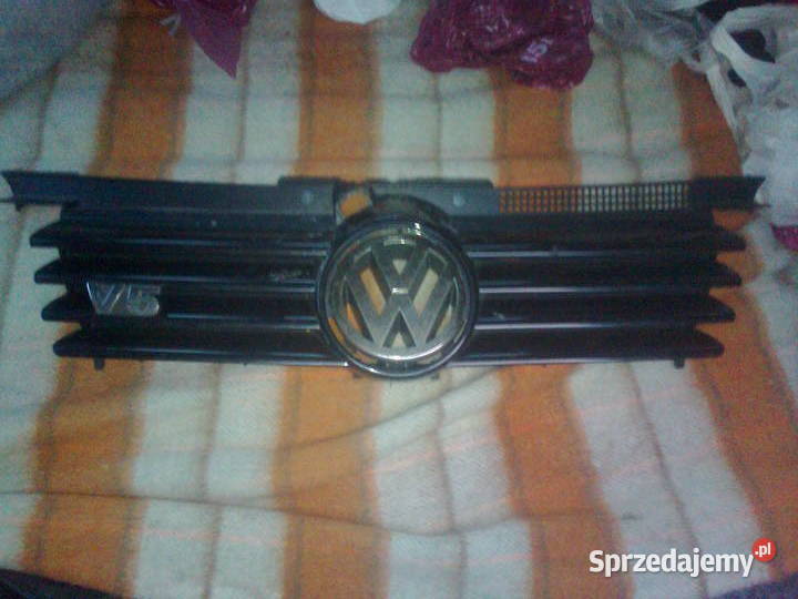 atrapa kratka przód VW Bora Jarosław sprzedam