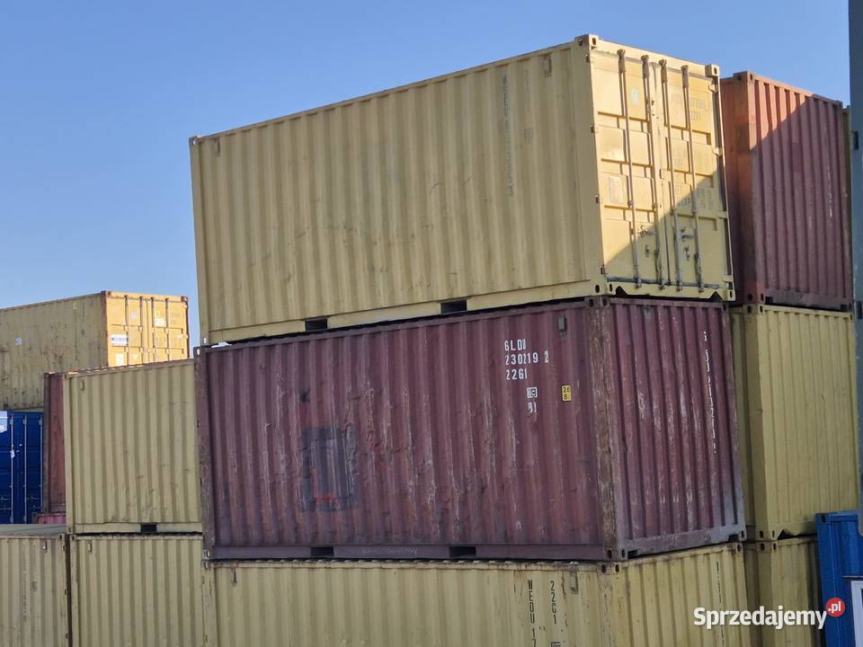 Kontenery 20DVDC transport na ternie woj