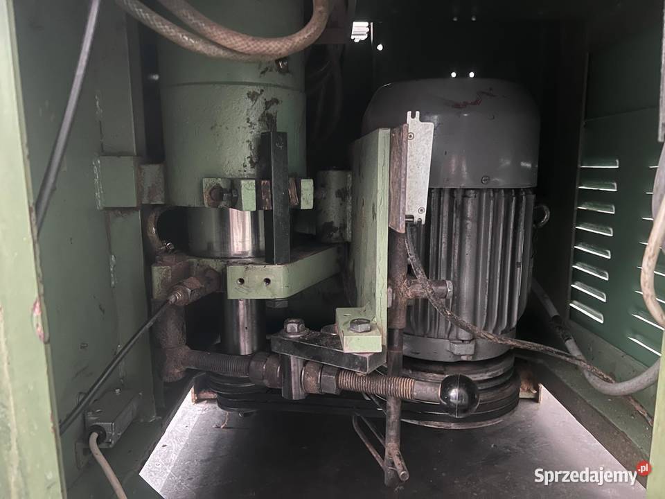 Frezarka dolnowrzecionowa Gomad FD2