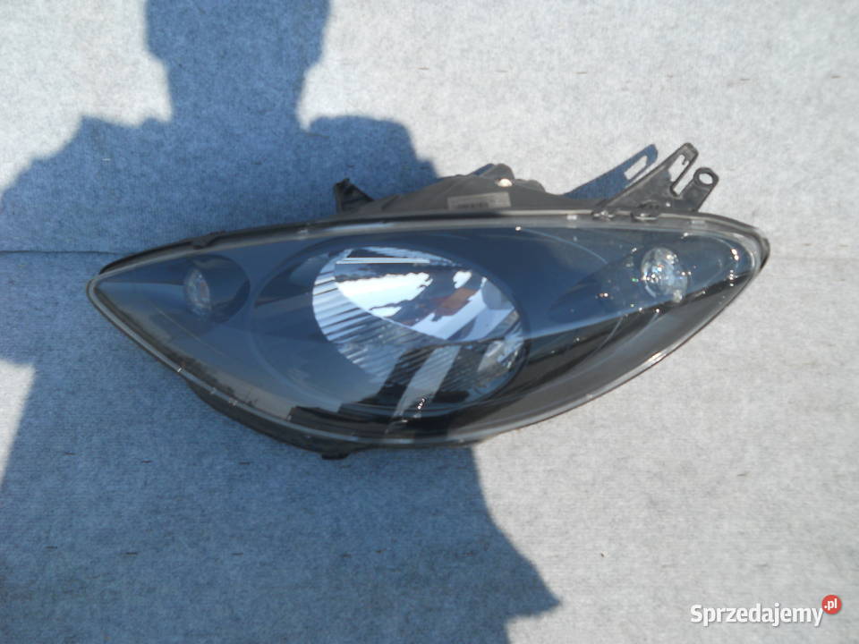 PEUGEOT 1007 LAMPA LEWA CZARNA Siechnice sprzedam