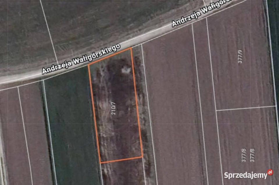 Piekna dzialka budowlana calkiem plaska budowlana Kraków