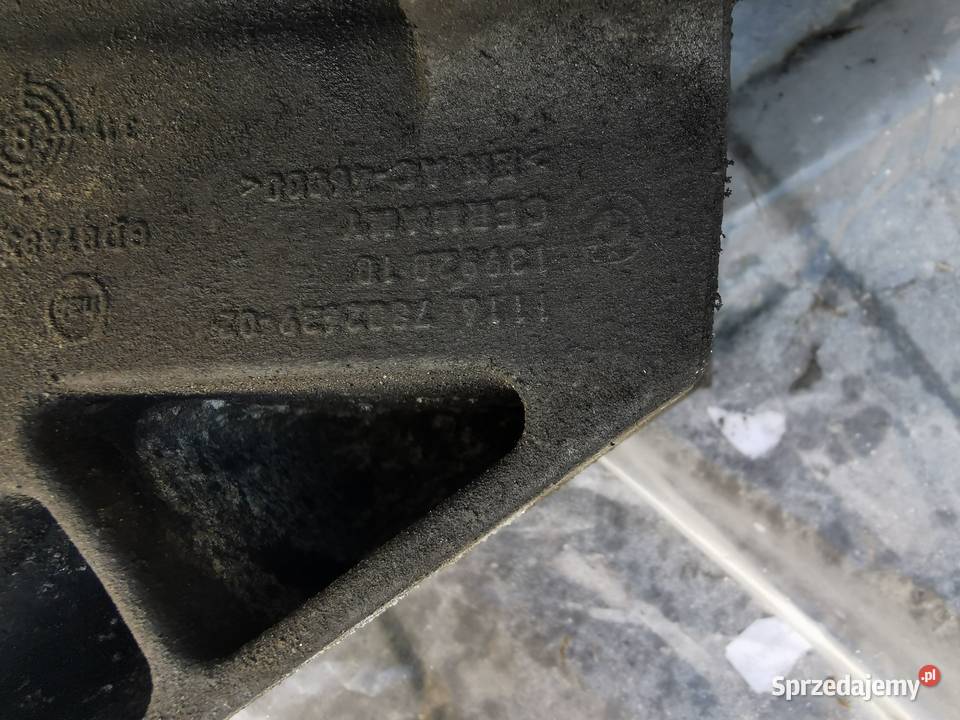 Łapa silnika BMW N47