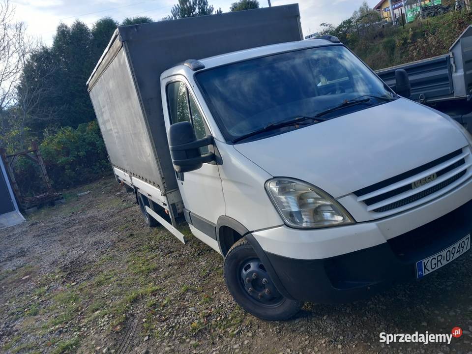 SAMOCHÓD IVECO nieuszkodzony Biecz