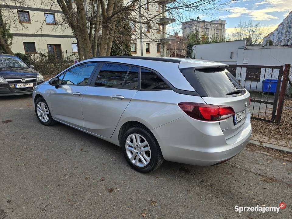 Opel Astra pełna historia 2018r sprzedam