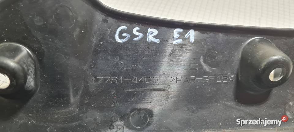 Suzuki GSR 600 osłona plastik owiewka chłodnicy Warszawa