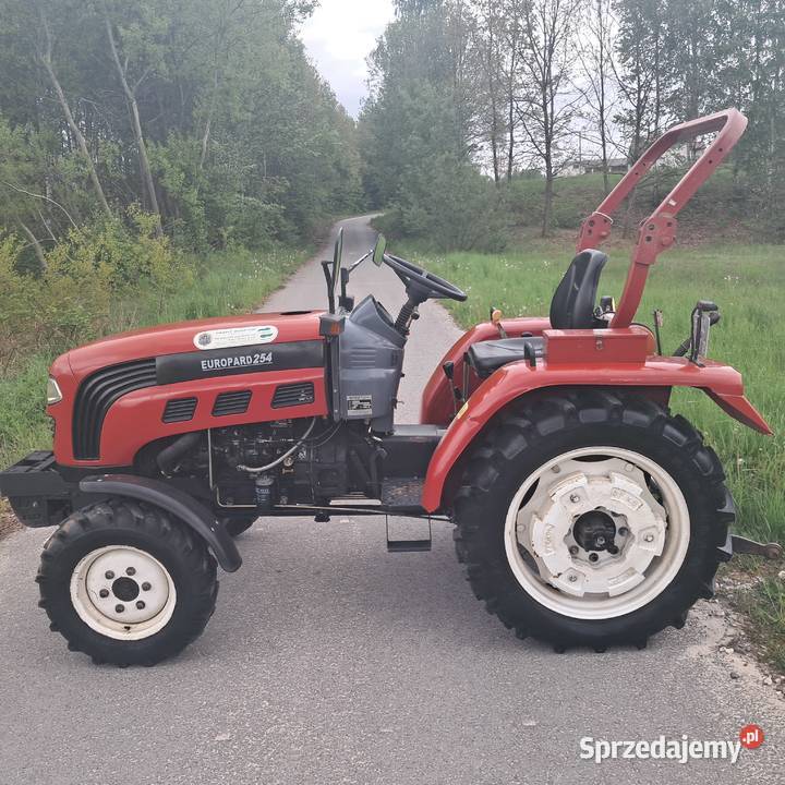 Ciągnik rolniczy sadowniczy foton 254 lovol sprzedam