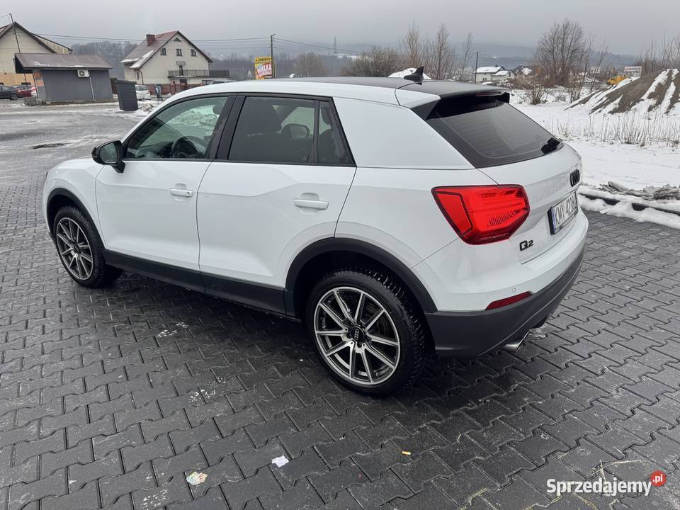 Audi Q2 benzyna 14 gniazdo USB sprzedam