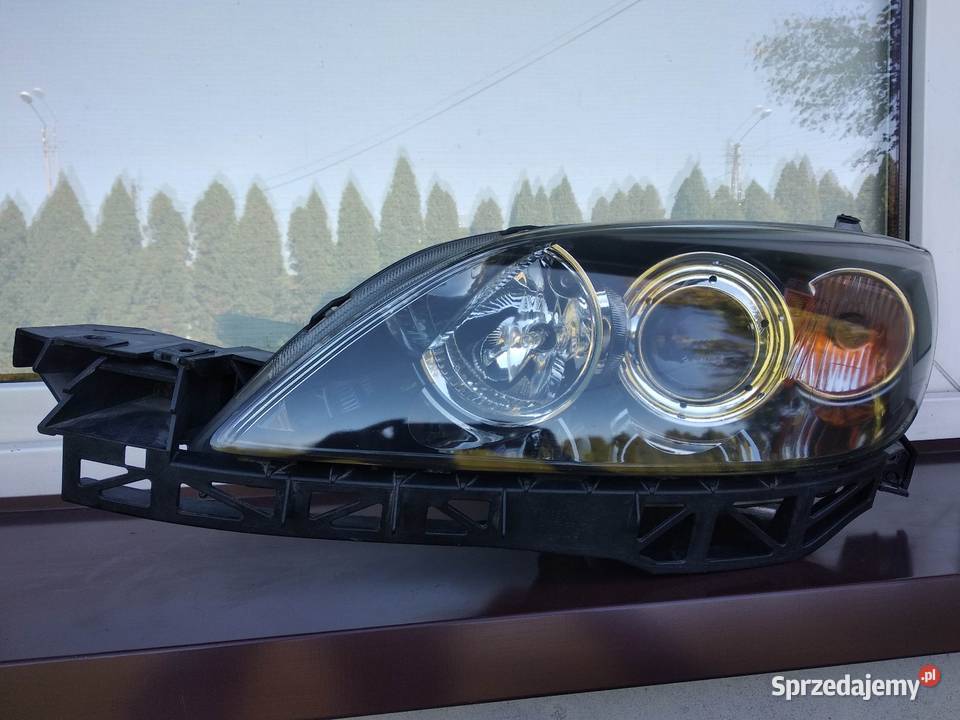 Mazda 3 BK lampy przednie reflektory przód xenon Sieradz