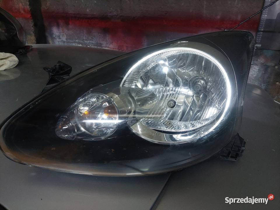 Lampy Lewa I Prawa Toyota Aygo 2005r 2sztuki Sucha Beskidzka