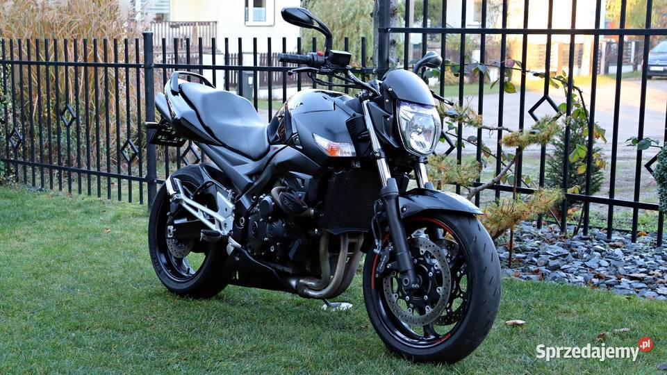 Suzuki GSR 600 2012r pełna moc Rok produkcji 2012 Sieradz