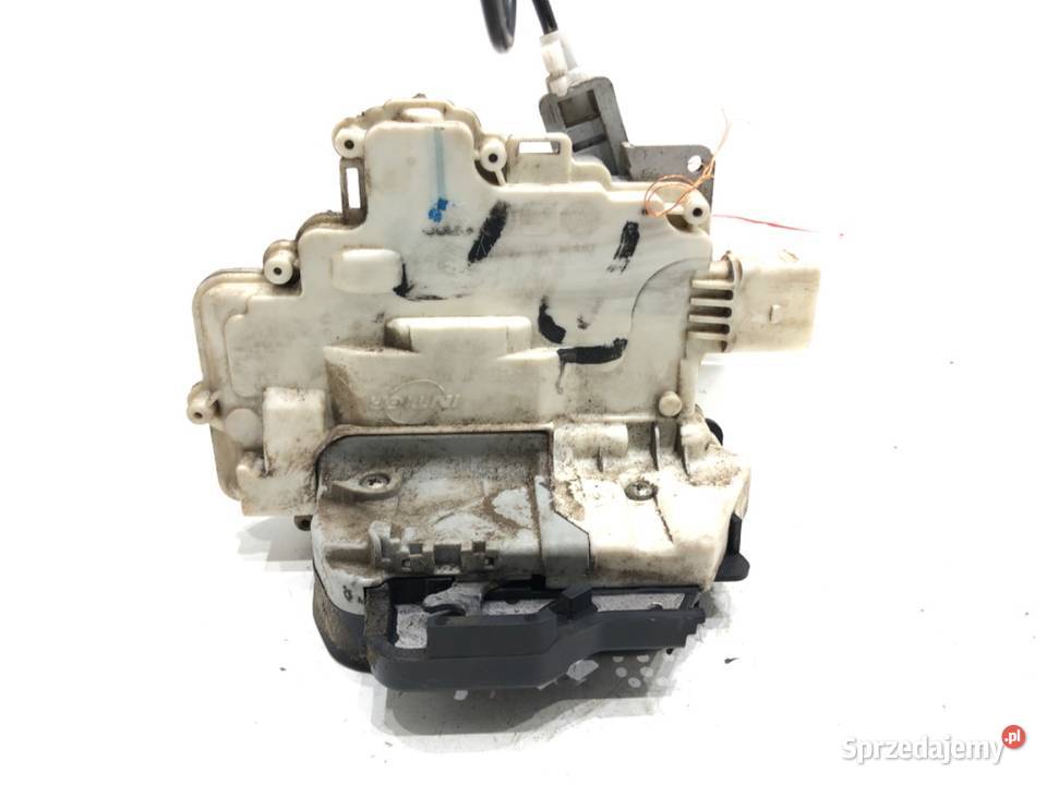 ZAMEK DRZWI PRAWY PRZÓD AUDI A4 B6 SedanLimuzyna