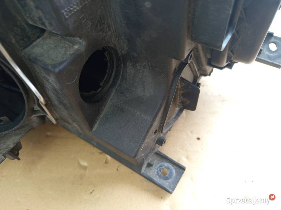 Reflektor prawy BMW X3 e83 Xenon lift Rzeszów