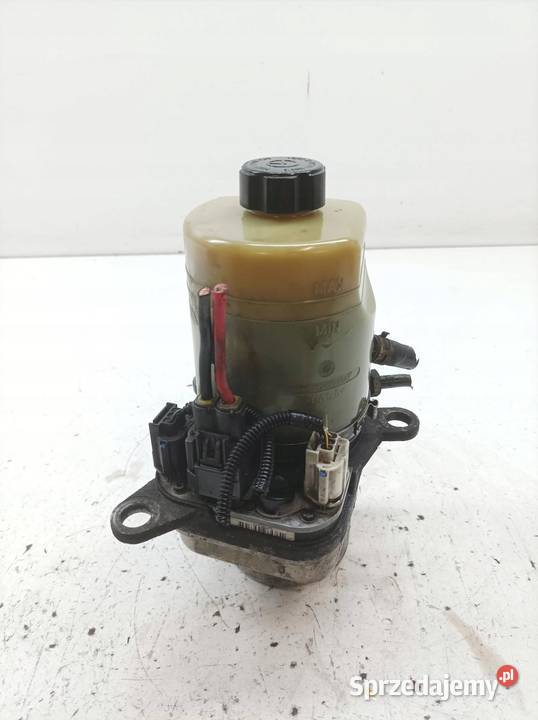 POMPA WSPOMAGANIA 4M513K514BD Ford Focus Mk2
