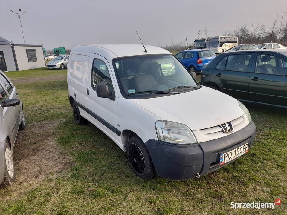 Peugeot Partner 14 benzyna 75 VAN Ciężarowy Wągrowiec
