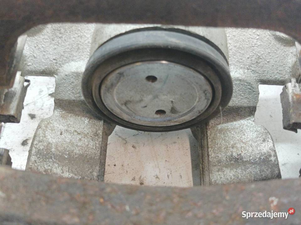 ZACISK HAMULCOWY PRAWY TYŁ 23 DCI MOVANO B