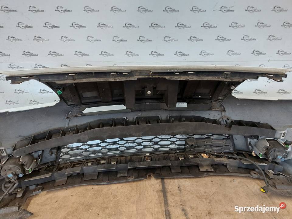 RENAULT TWINGO II 10r zderzak przód osobowe Kielce sprzedam