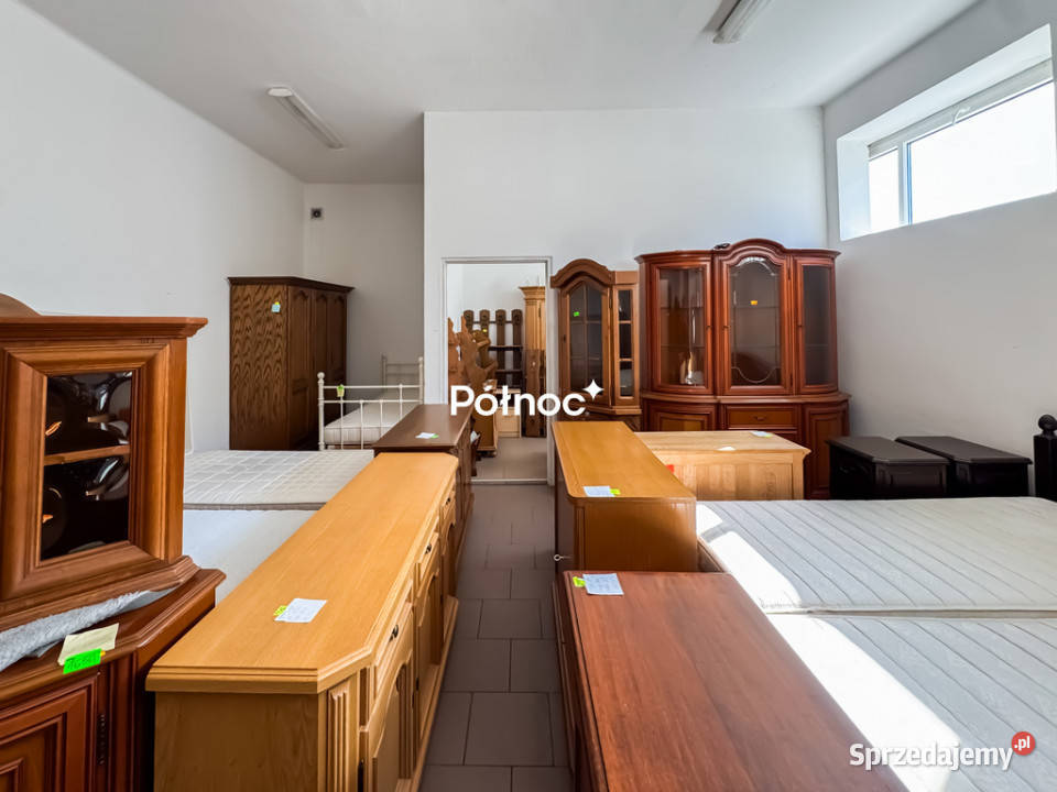 Dom handlowy w samym centrum Janowa Podlaskiego 800m2