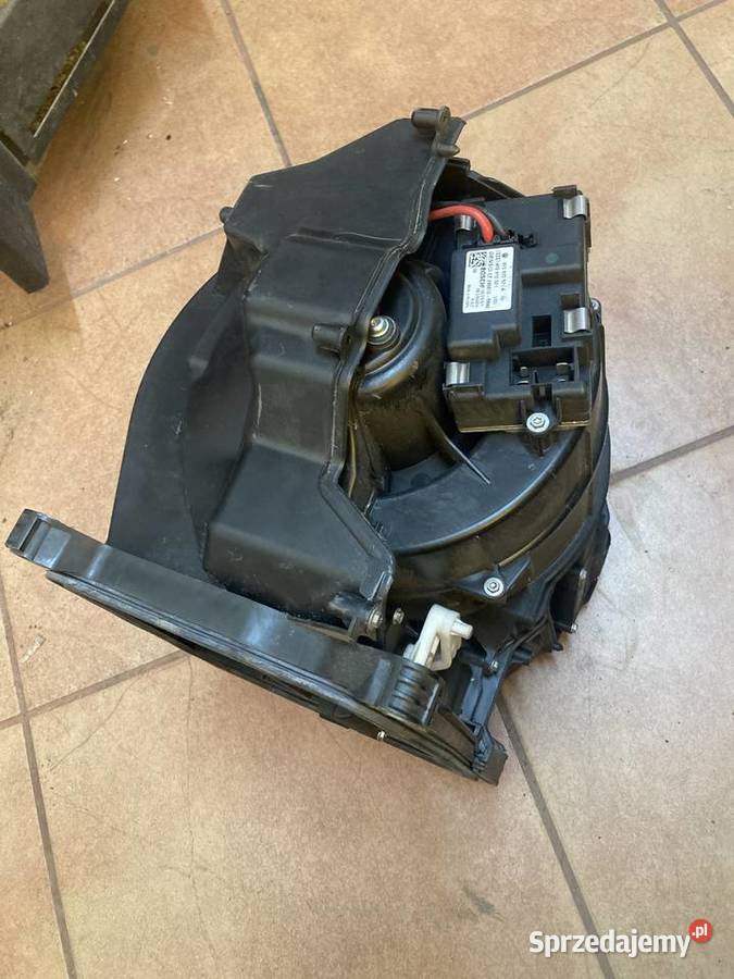 WENTYLATOR NAWIEWU DMUCHAWA AUDI A6 C6 4F0910521 Rakoniewice