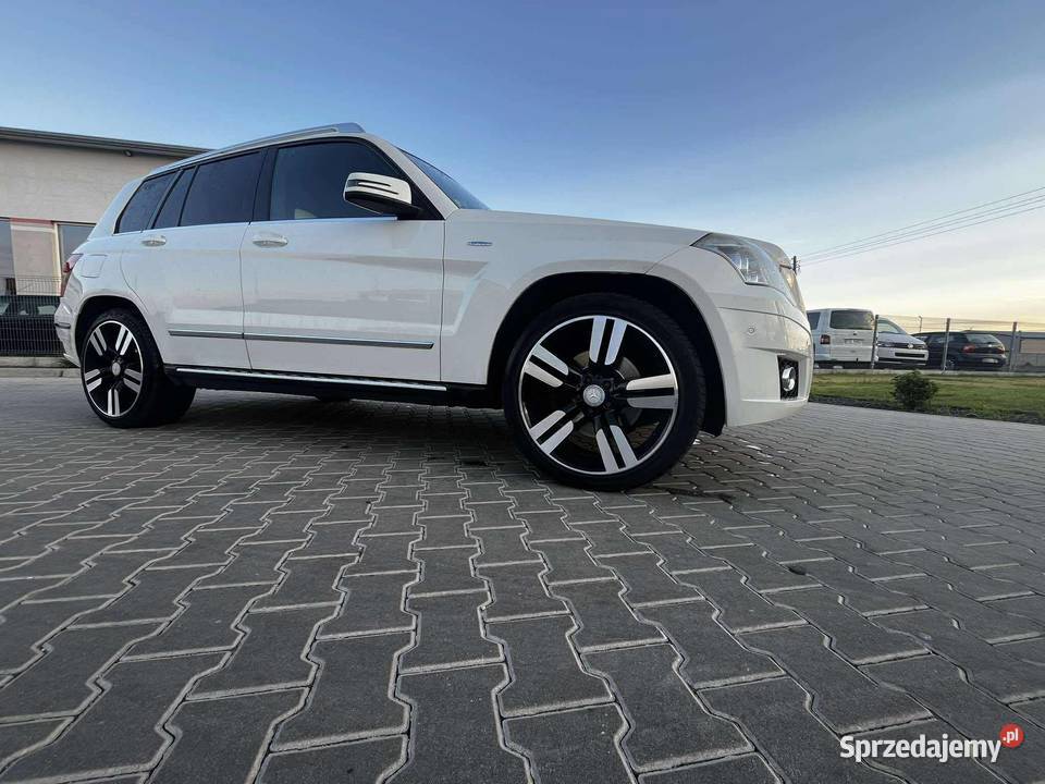 Mercedes GLK 320 30 2008 380000km sprzedam