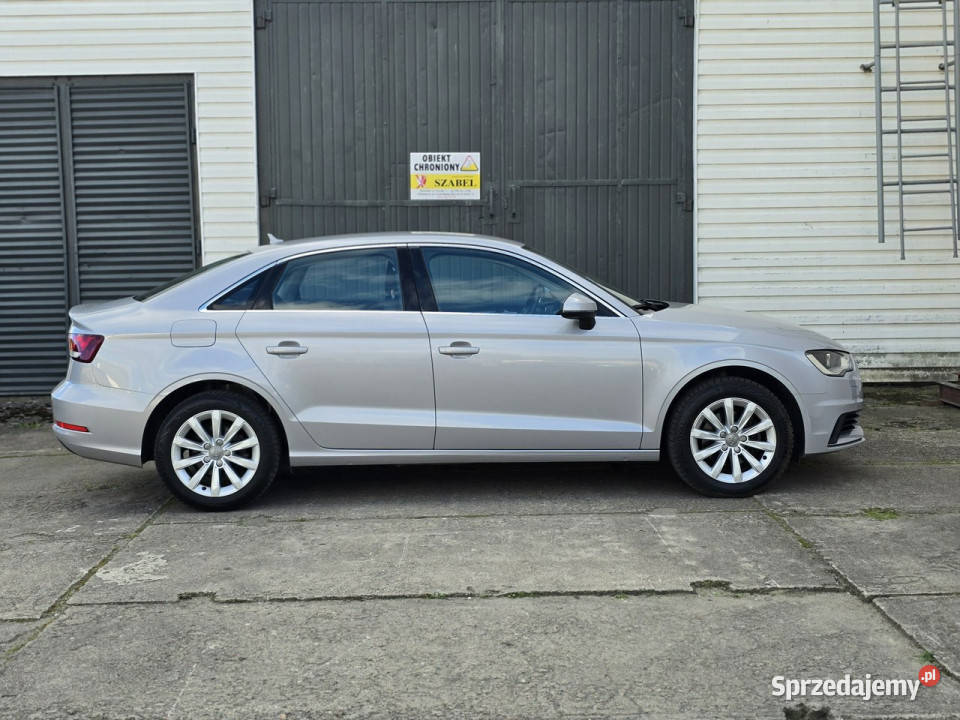 Audi A3 sedanoryginalny lakierślicznaserwis 8V czujnik deszczu