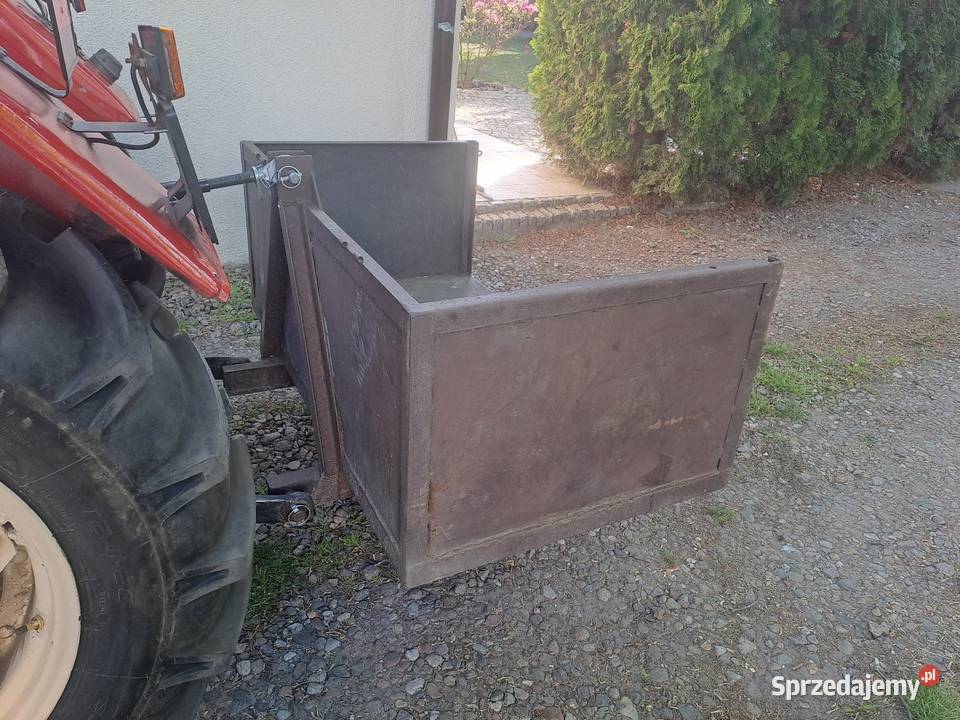 Skrzynia transportowa kasta do ciągnika nieuszkodzony wielkopolskie