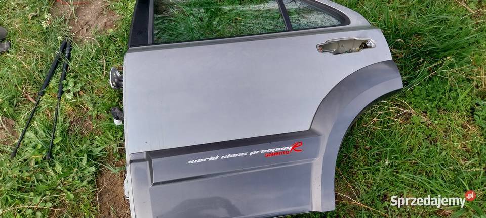 Kia sorento 2 24 na czesci sprzedam