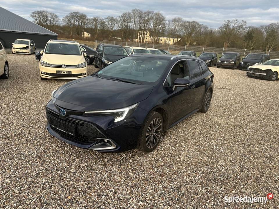 Toyota Corolla TS 18 Hybrid