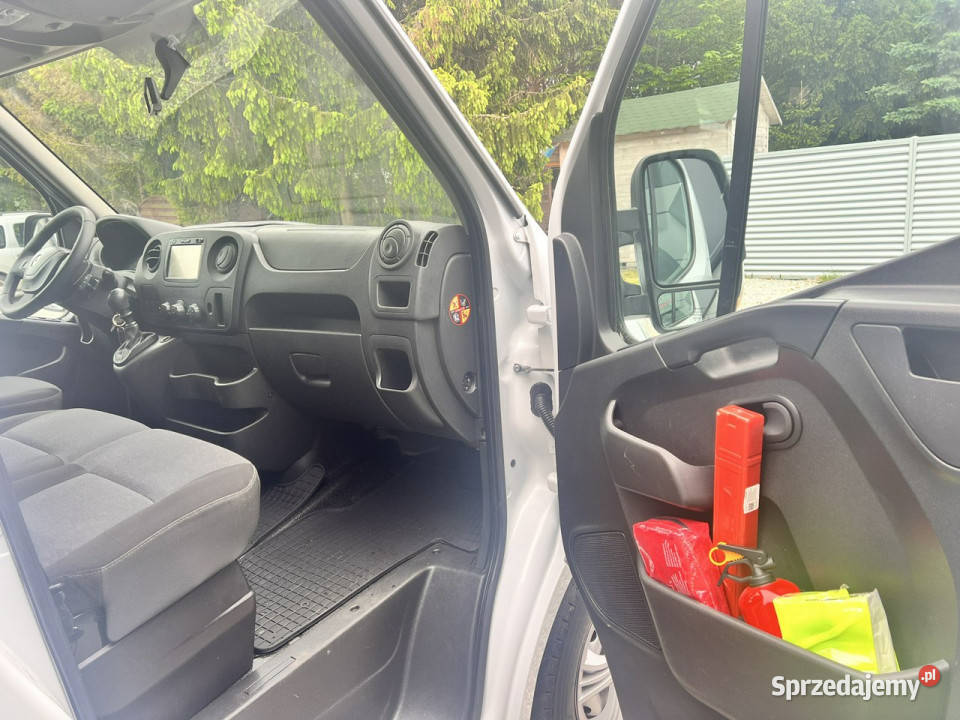 Renault Master średniak 7 osobowy brygadówka 145KM Warszawa