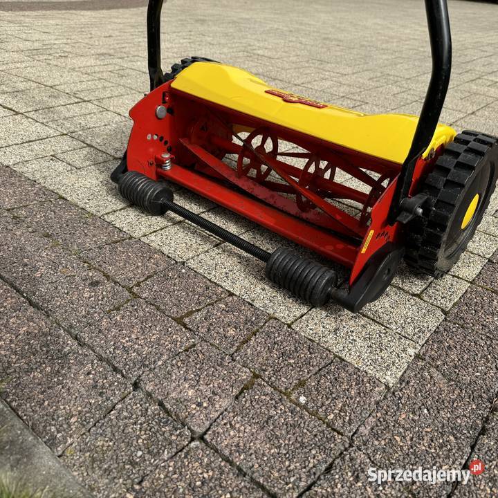 Bębnowa rotacyjna kosiarka ręczna Wolf Garten TC Lubin