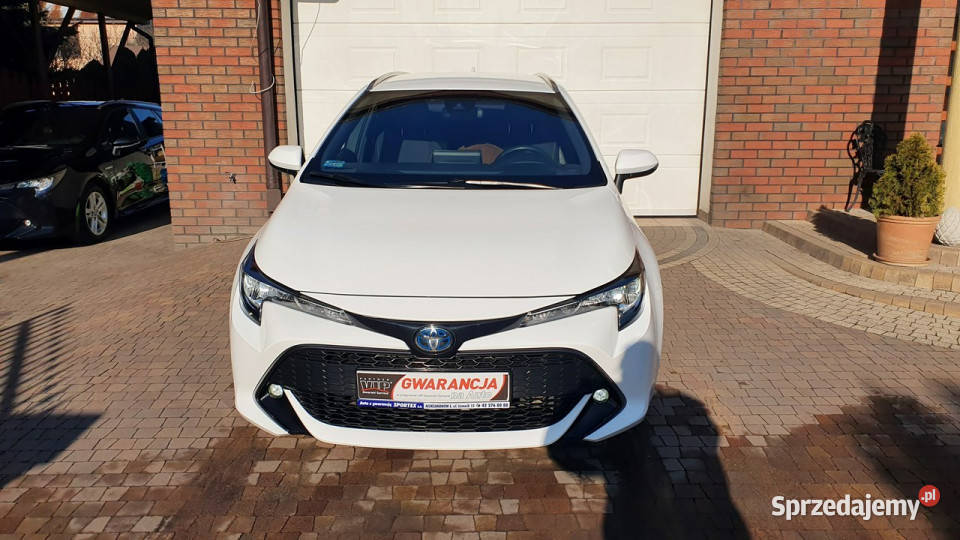Toyota Corolla 18 122 Hybrid COMFORT Salon I Aleksandrów Łódzki sprzedam