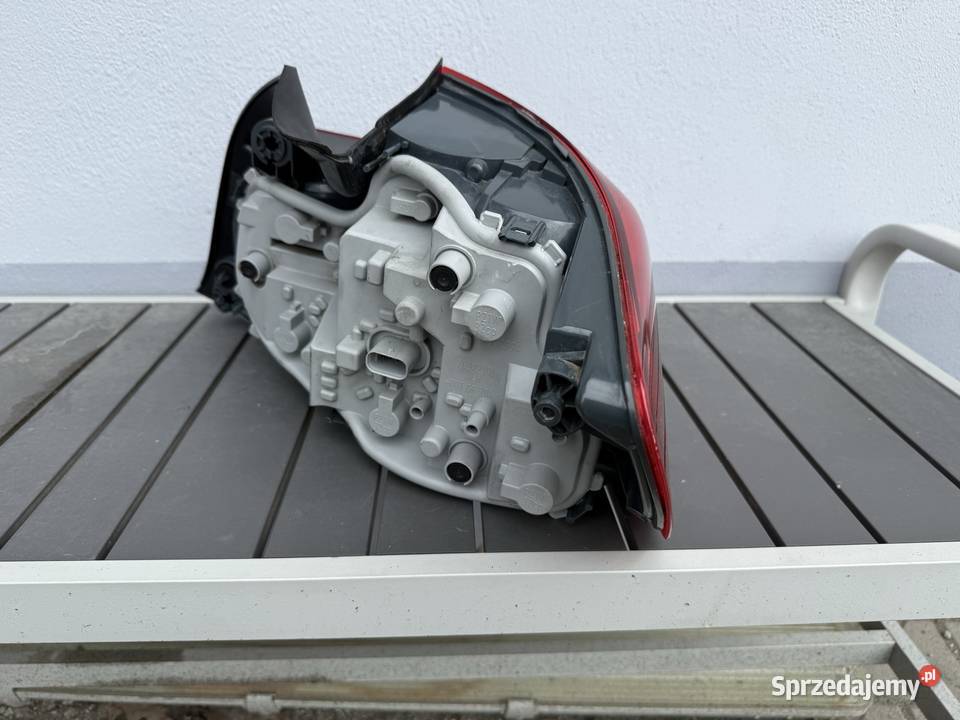 Lampa lewa tylna BMW F22 USA oryginał 7295427 Nadolice Małe sprzedam