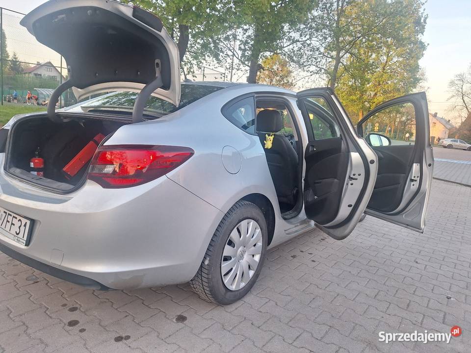Opel Astra J salon polska 2017r Ściborzyce sprzedam