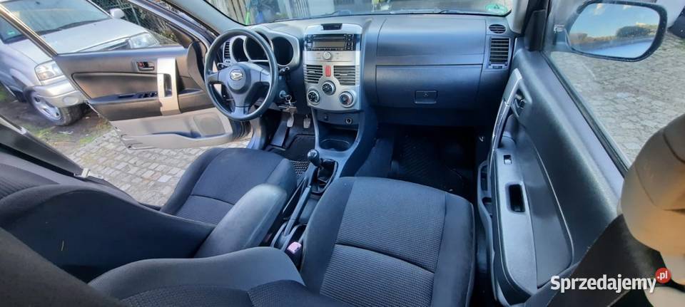 Terenówka Daihatsu Terios 4x4 Klima 06r Hak wspomaganie kierownicy Świdnica