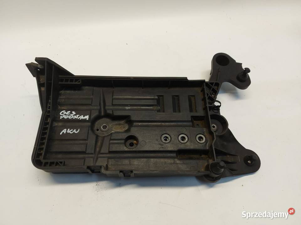 VW Arteon 3G8 2018 PODSTAWA AKUMLATORA